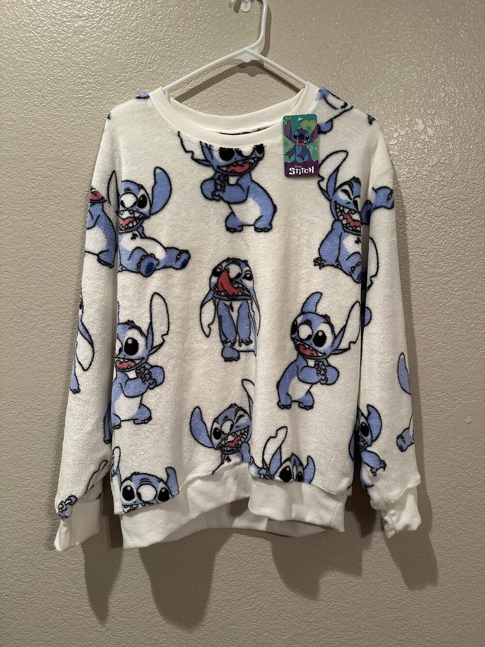 NWT Disney Stitch Experiment 626 Soft Fuzzy Crewneck L